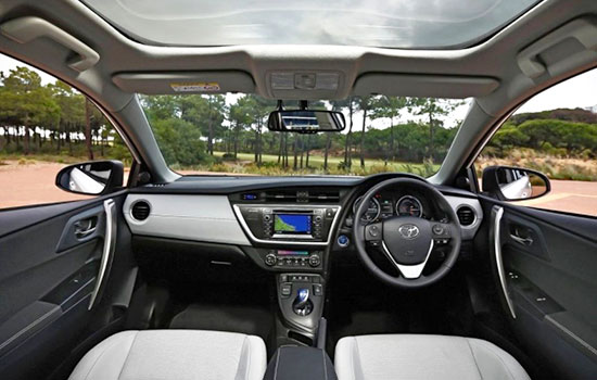 2019 Toyota Auris Interior